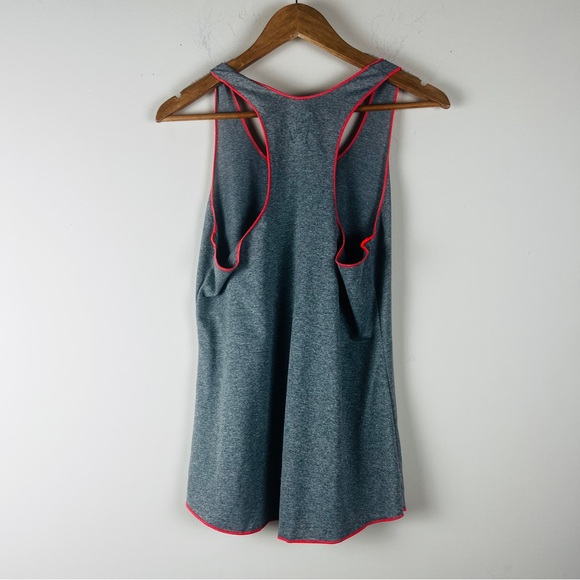 2/$20 North Face can’t stop Tank Large - Picture 4 of 6